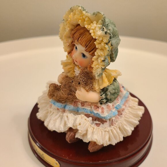 Louis Dionne Vintage Collectible Resin Figurine - Picture 2 of 3